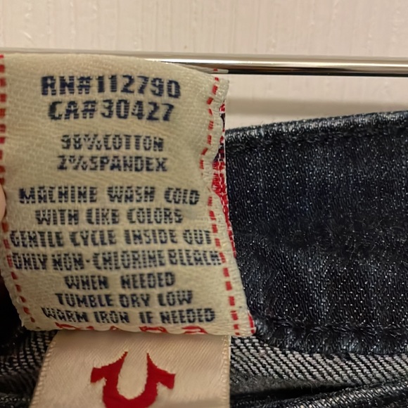 Ladies True Religion dark denim stretch. Size 27. Sequin pocket trim. - Picture 6 of 6